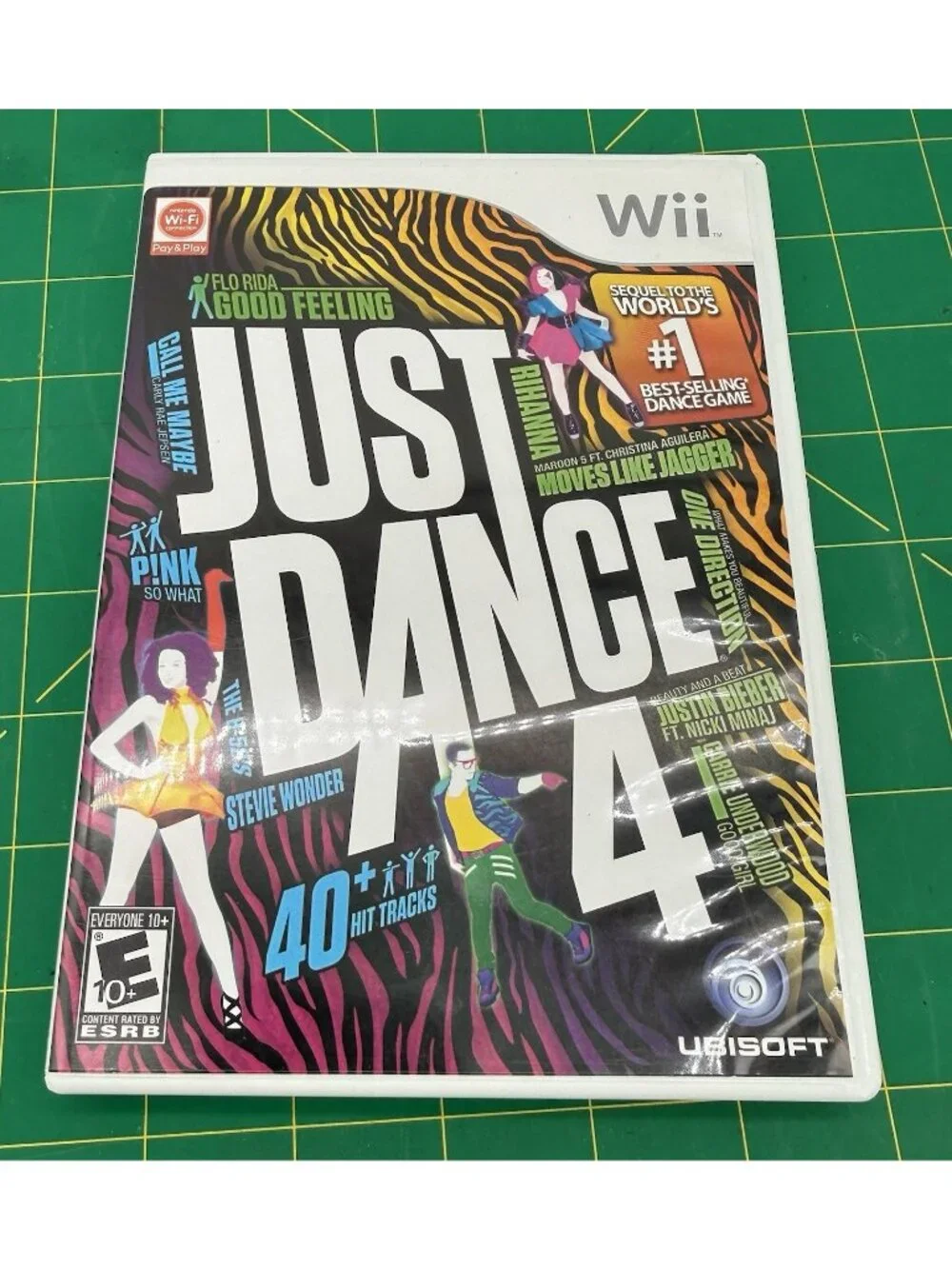 Just Dance 4 (Nintendo Wii, 2012) CIB Complete